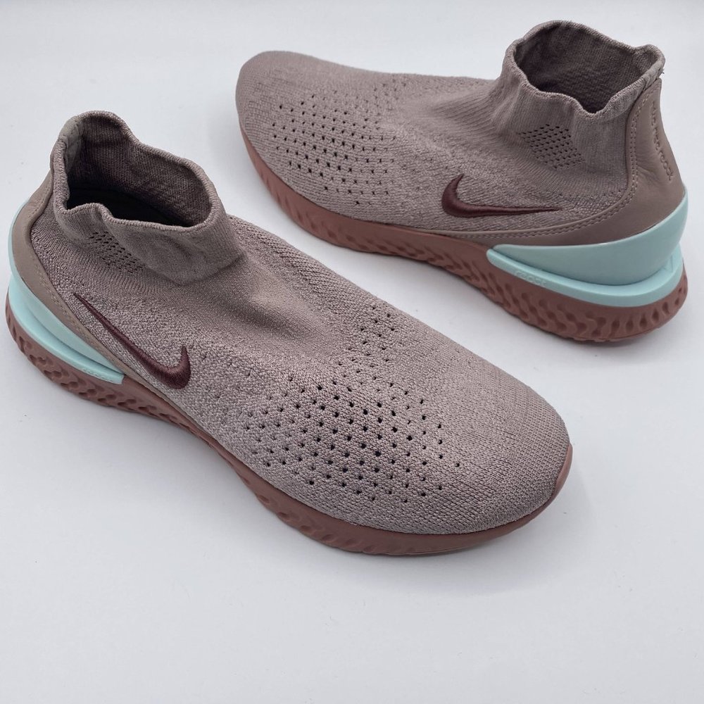Nike Womens Rise React Flyknit Diffused Shoes - image 3